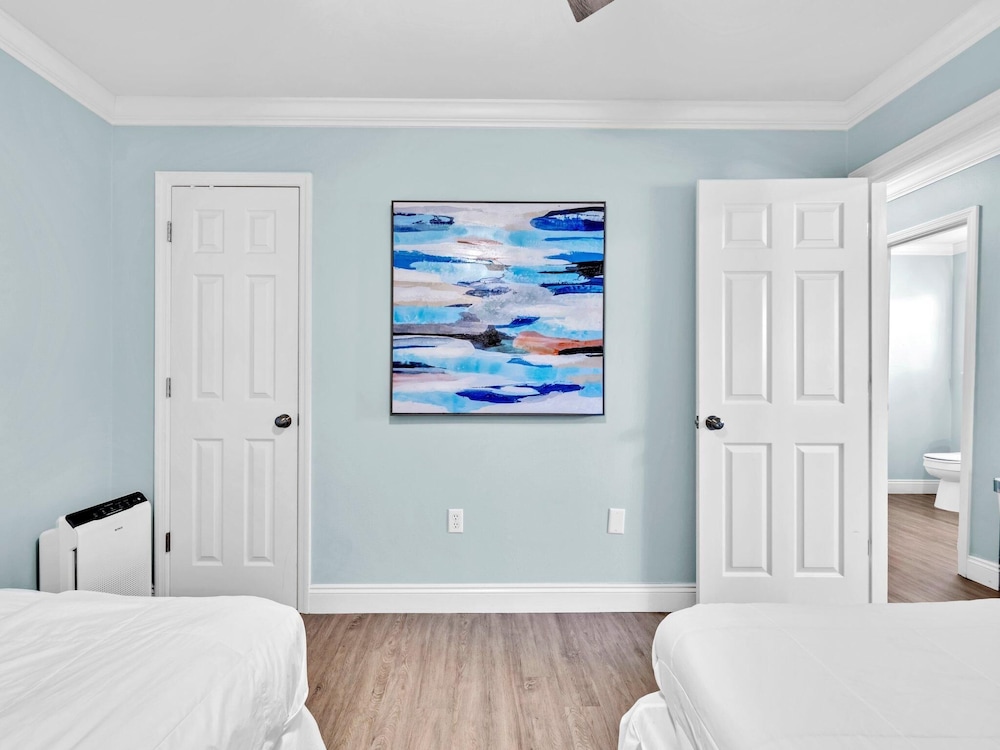 Beachside Villas 214
