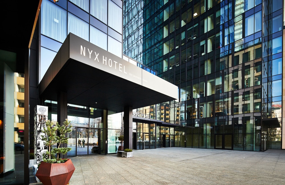 Hotel NYX Hotel Warsaw by Leonardo Hotels - Image 1