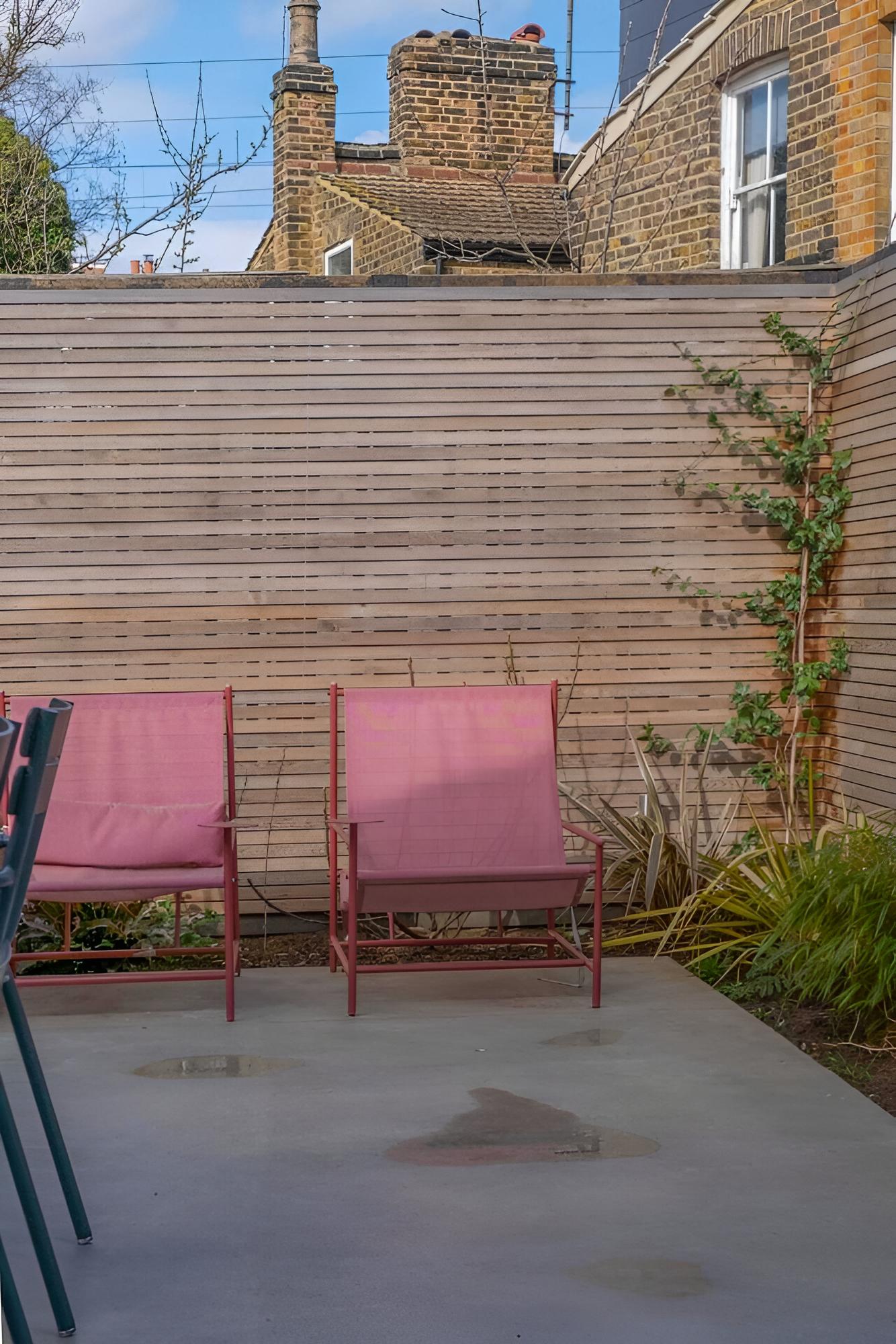 Beautiful Minimalistic 2BD House - Victoria Park