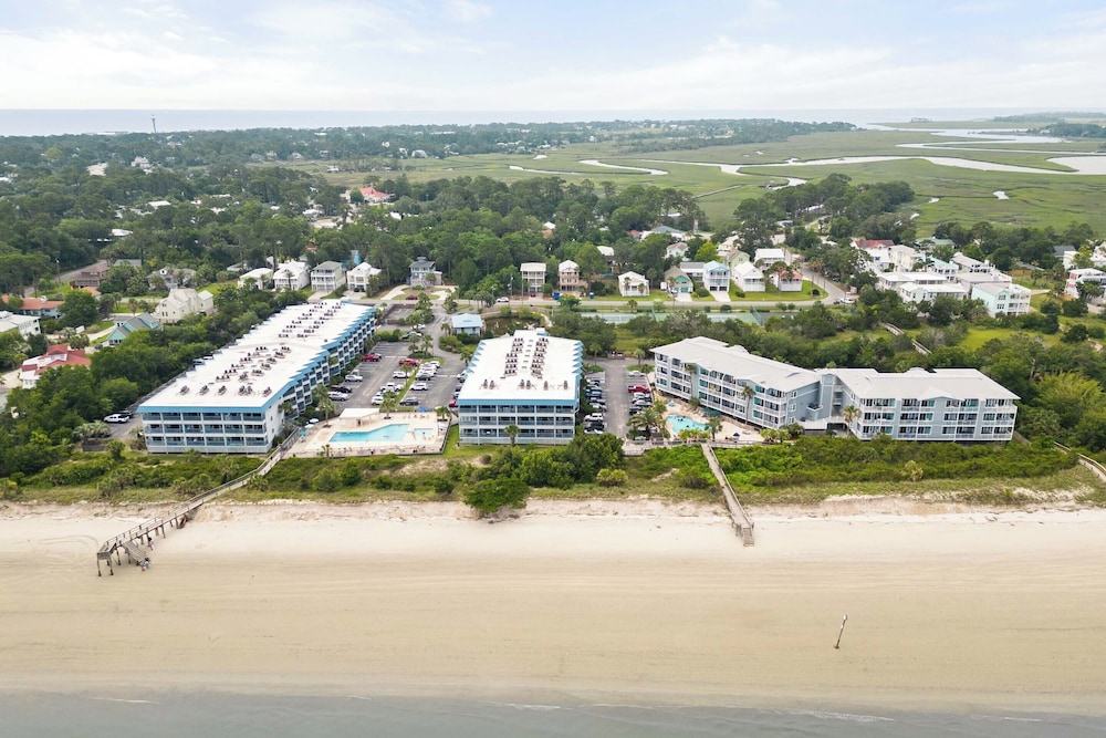 Bay View Villas 3 by Tybee Vacation Rentals