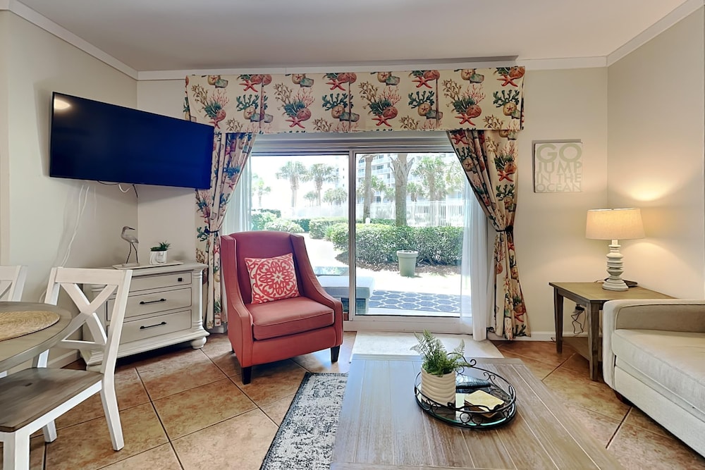 Tradewinds by Southern Vacation Rentals