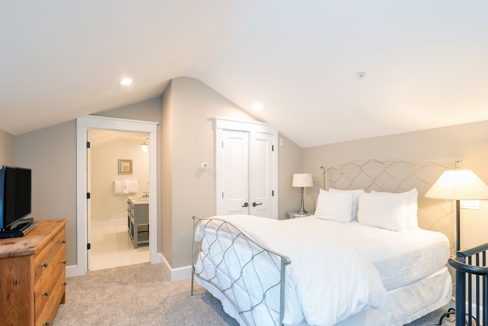 Alpine Lodging Telluride Ski Resort - Vacation Rentals