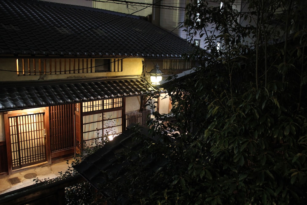 HARUYA Umekoji - Hostel
