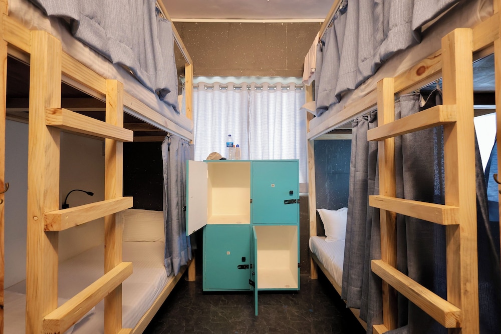 Locomo Hostel Mini - 9 mins from airport