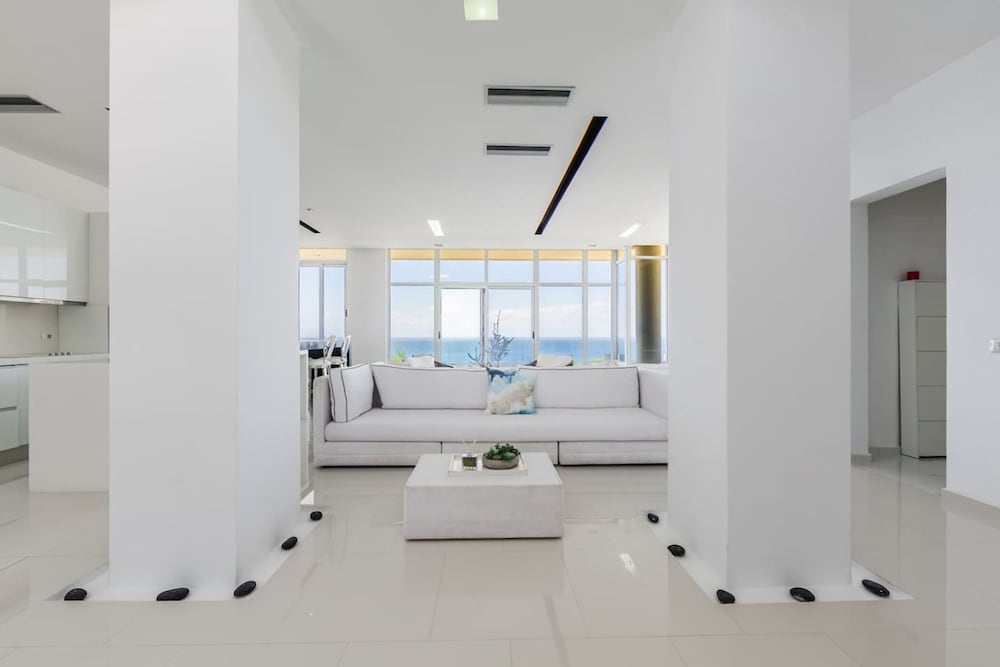 Villa Belle Azure in Gjilek