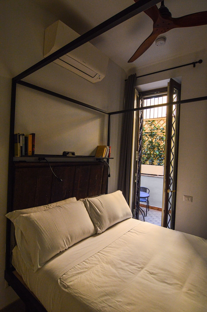 Romaresidence Trastevere Guesthouse