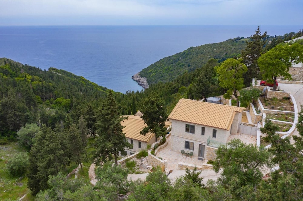 Prenari Villa in Paxi view 5