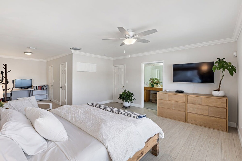 Relaxing Beach Apt in las Olas Blvd