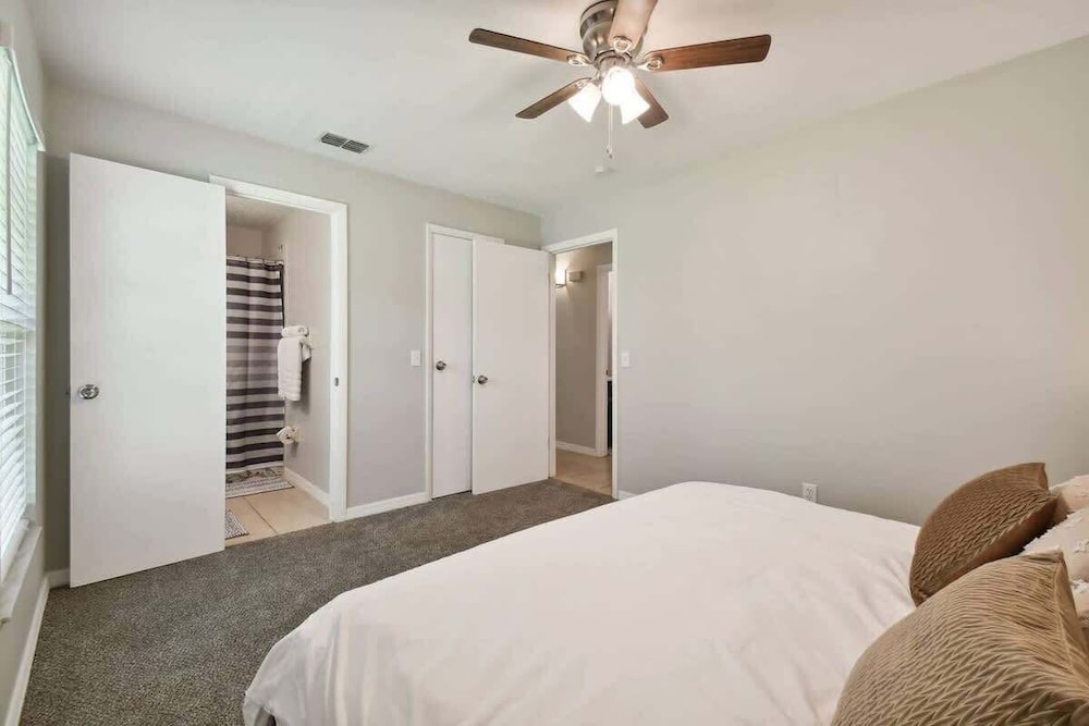 Comfortable Home in Dade City!
