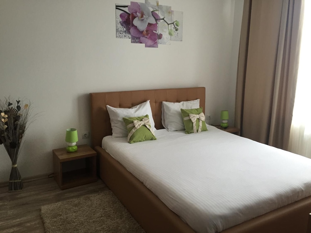Chic Sea View Apartment Mamaia