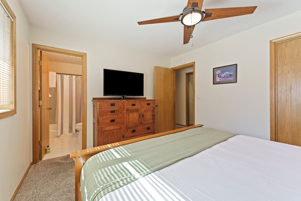 6 Approach 4 Bedroom Home