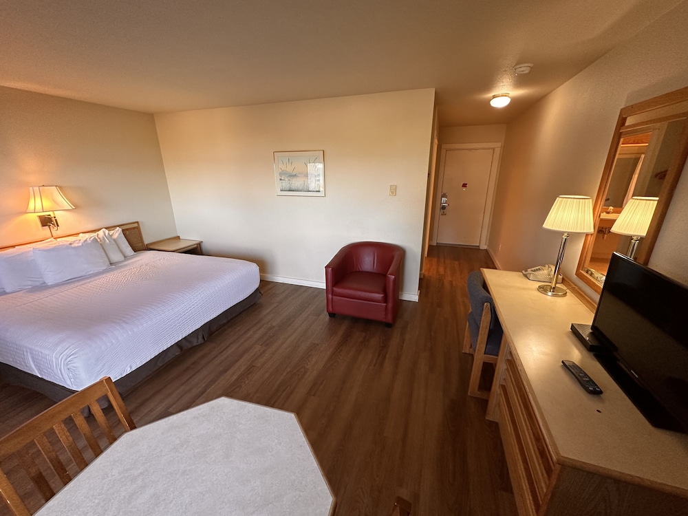 Astoria Crest Motel