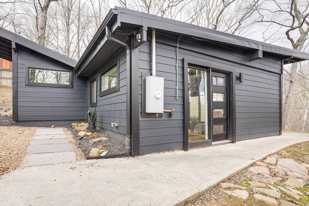 Luray 'black Walnut Cabin' on 2 Acres w/ Fire Pit!