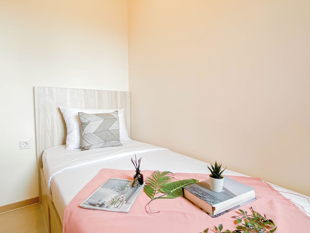 Simple Style 3Br Apartment At Meikarta