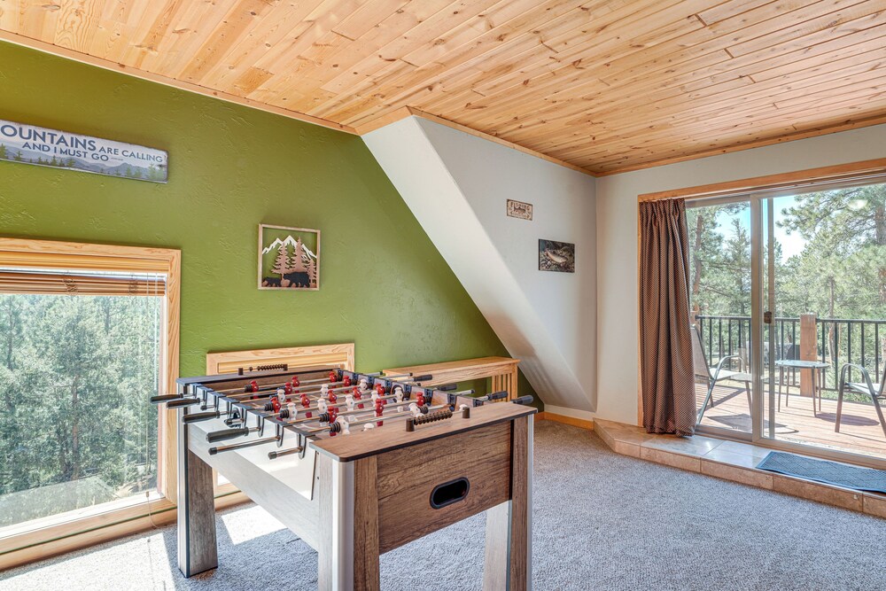 8 Mi to Staunton State Park: Mtn-view Hideaway!