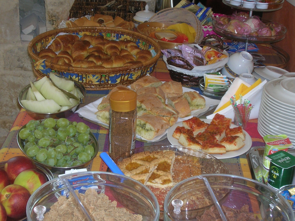 Photo 28