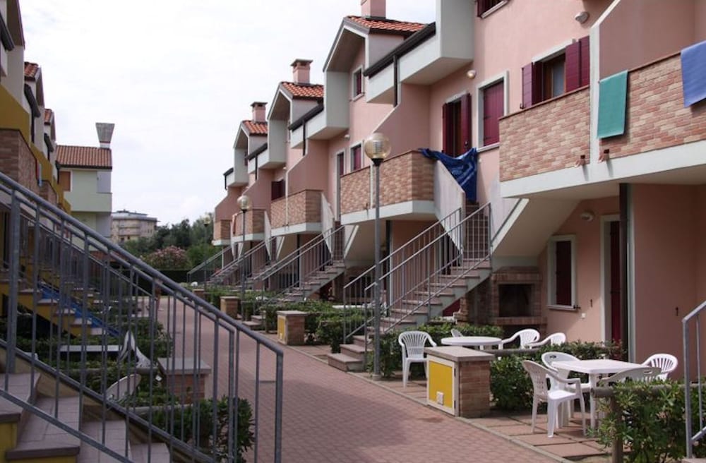 Lovely Flat With Pool-beahost