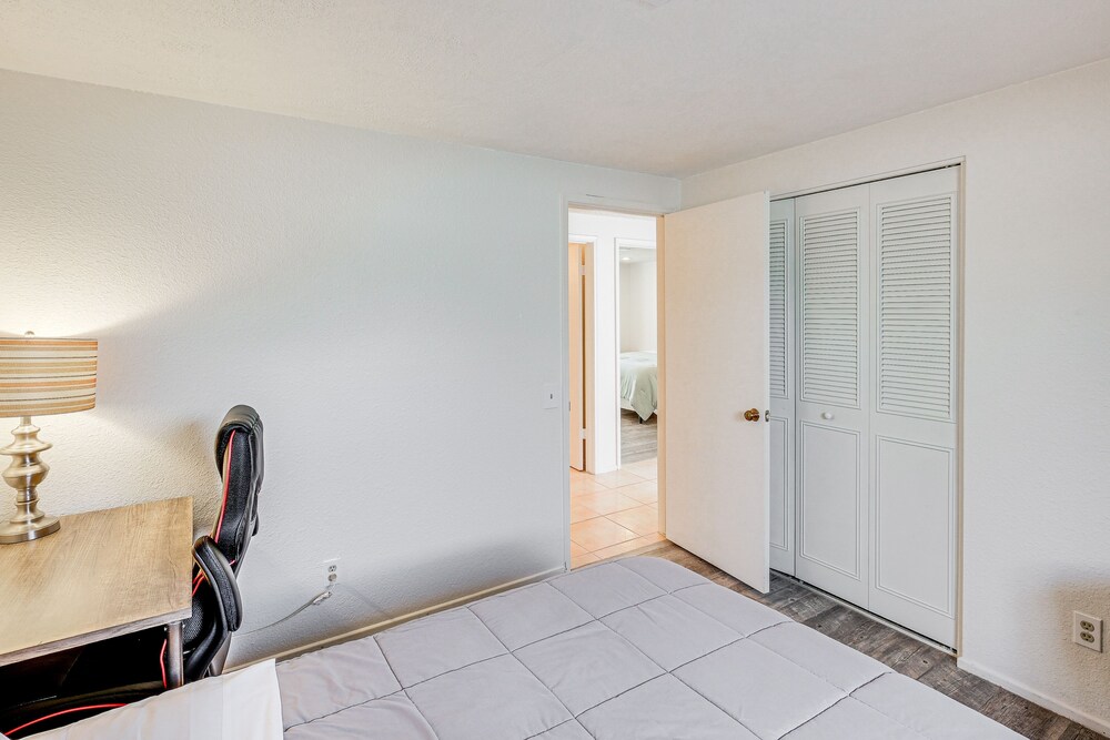 Chandler Vacation Rental w/ Bikes & Fire Pit! view 4