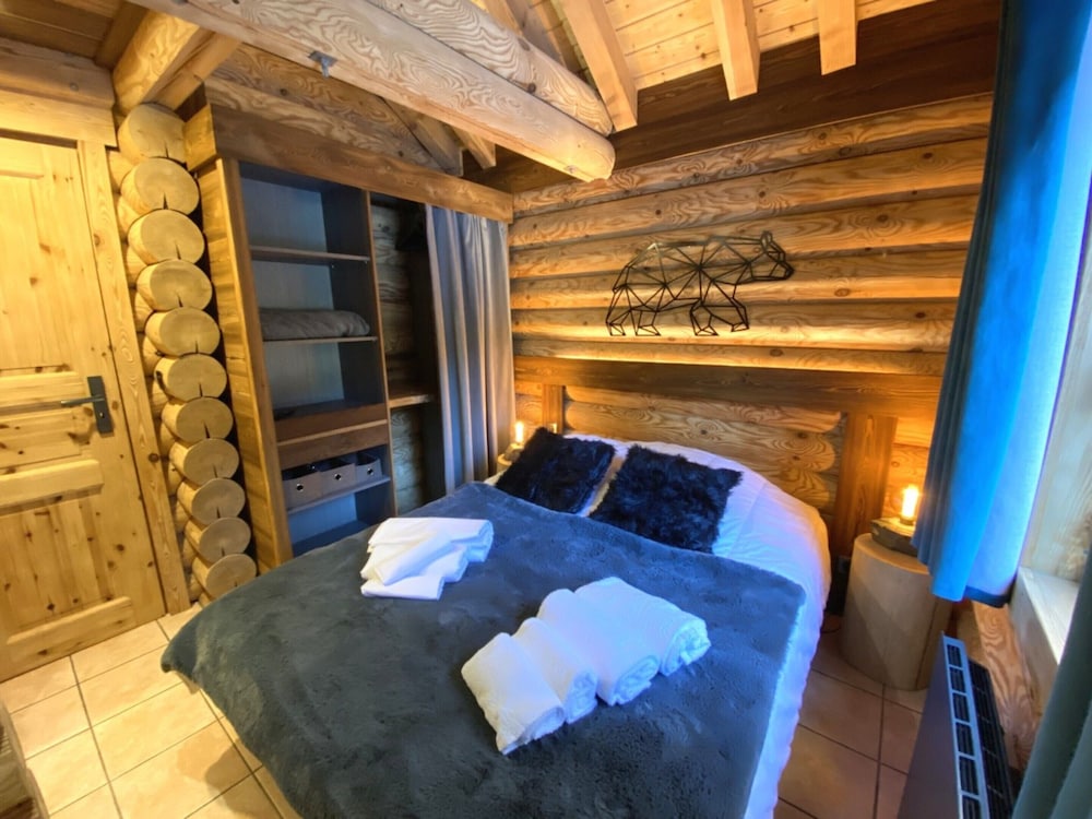 L'ours Noir Chalet en Rondins