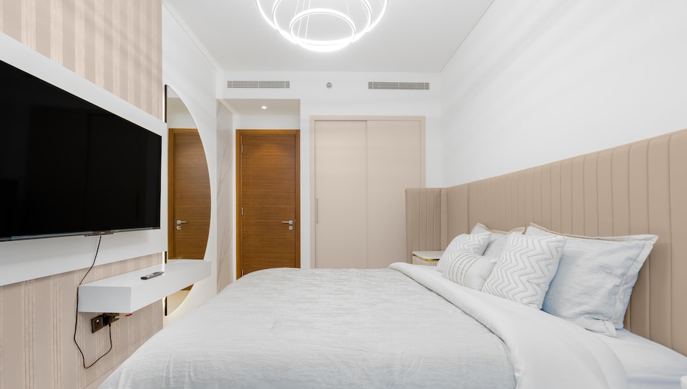 Bespoke Residences - Sobha Creek Vistas