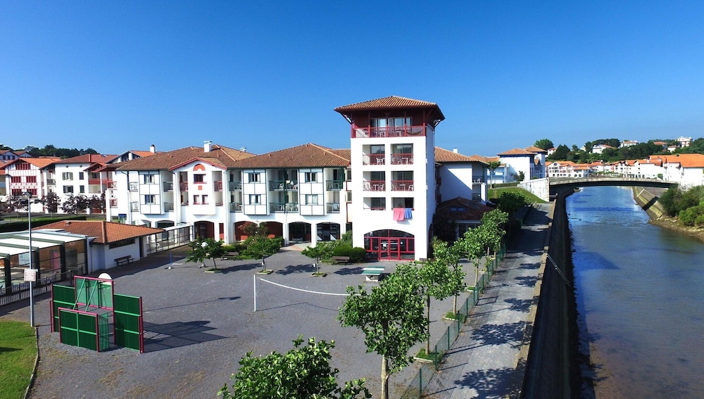 Apartment in Urrugne With Ocean Views