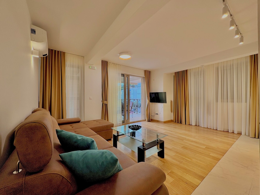 Luxury Apartments Przno