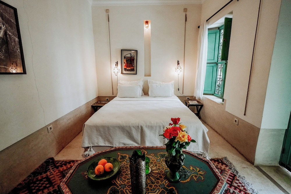 Riad dar ayur