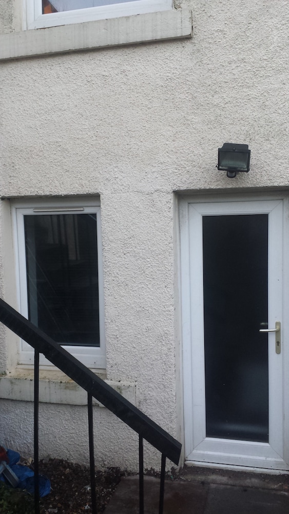 Glasgow Hampden Garden Apartment