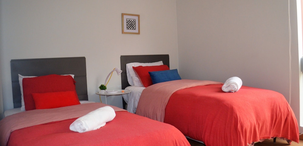 Cozy & Stylish Near the Ocean view 2