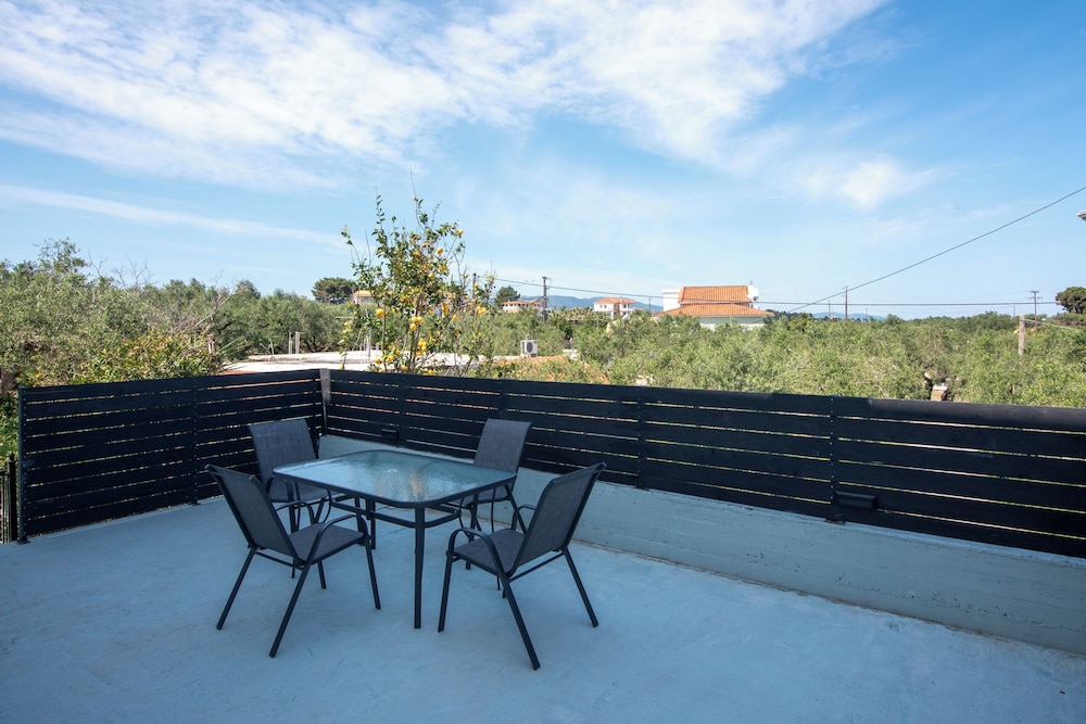 Gigi Star Luxury ApartVilla with Pool, Sea View