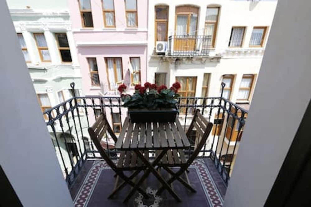401 Old City Brand New Spacious With Balcony