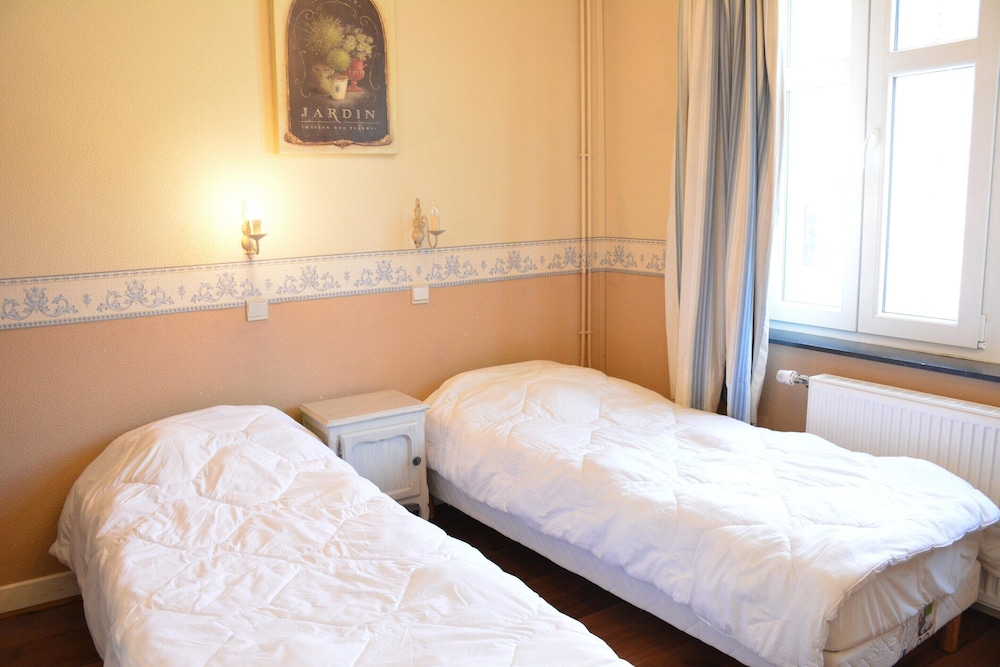 Villa in Vielsalm With Lake Views and Pool