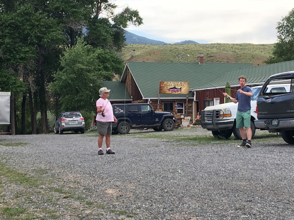 Black Bear Inn