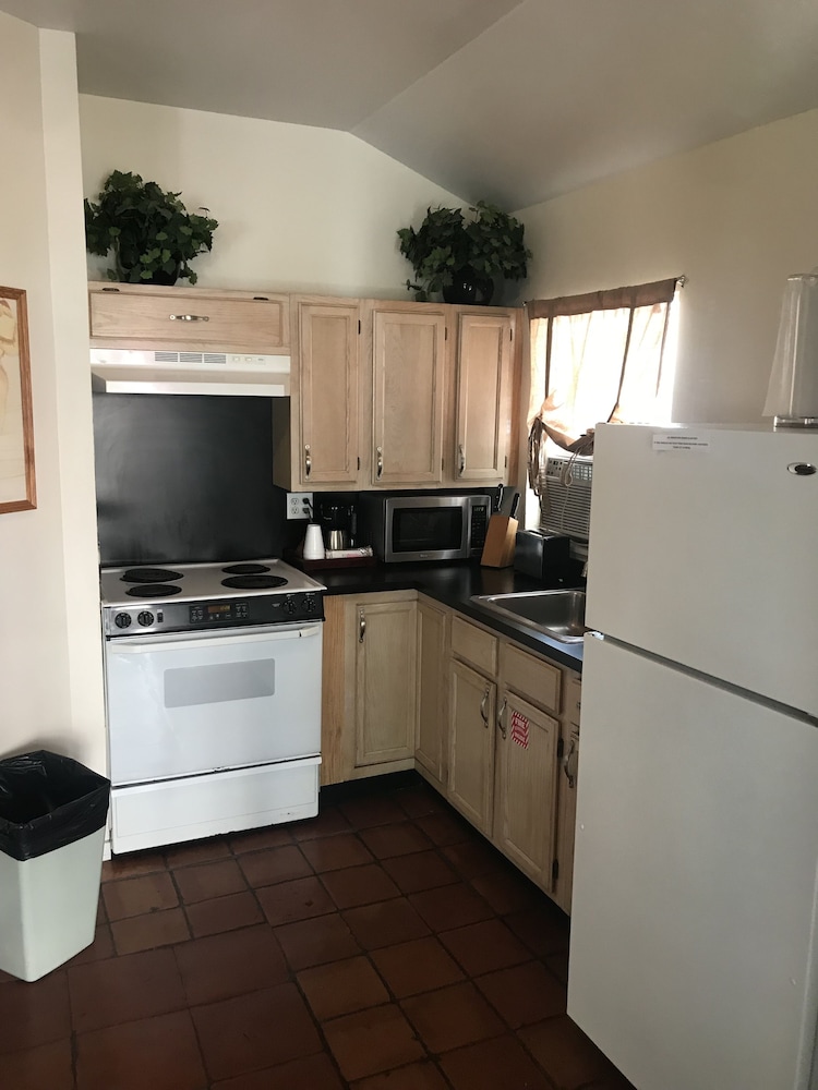 New Orleans House - Gay Men Adult Resort