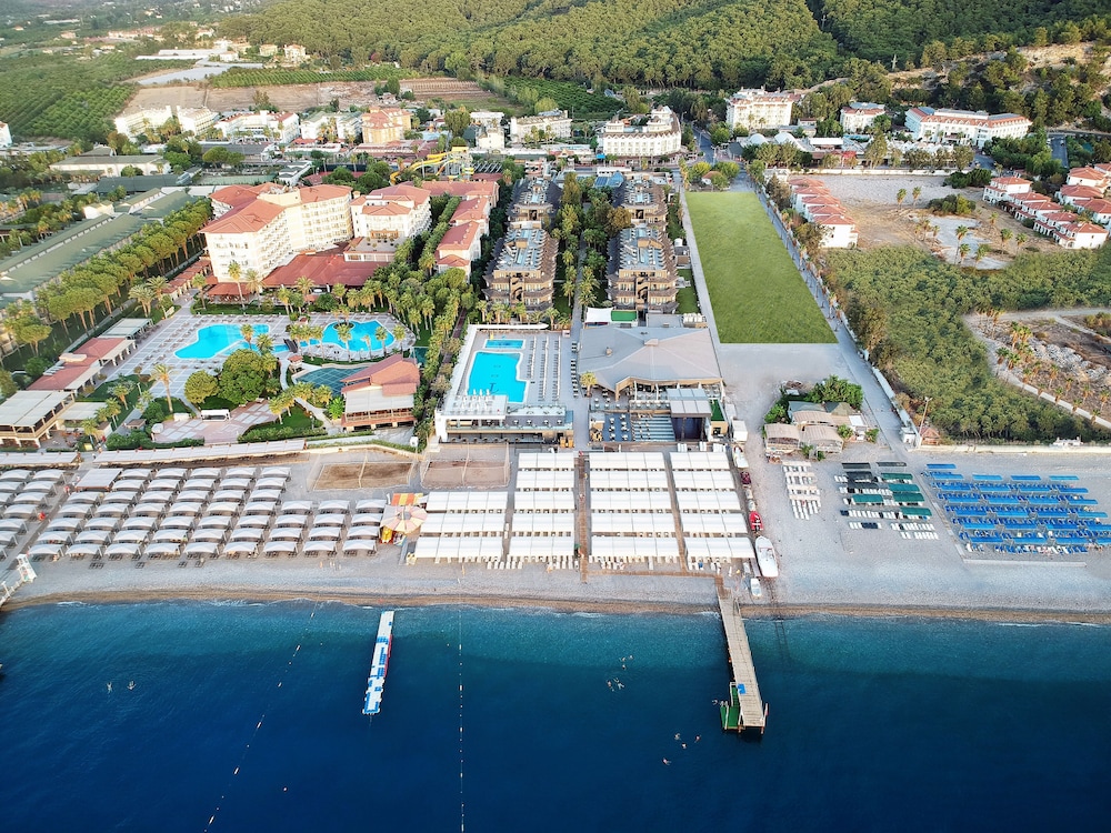 Hotel Sailor's Beach Club - All Inclusive - Image 1