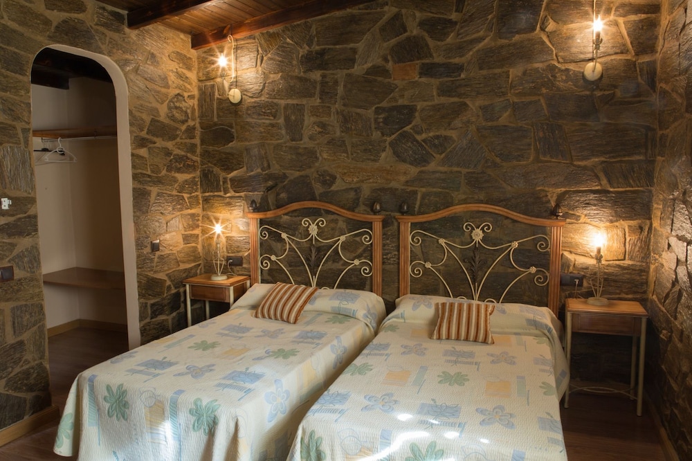 Casa Rural Vaelico view 2