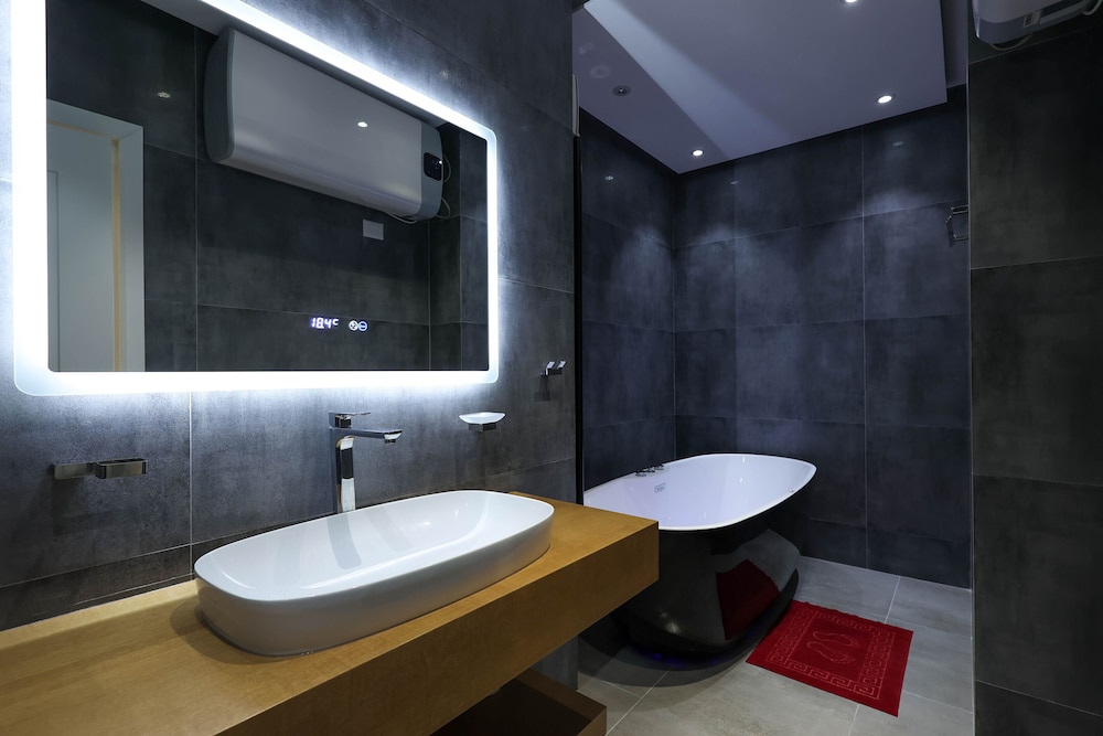 Grandstay Apartments 145