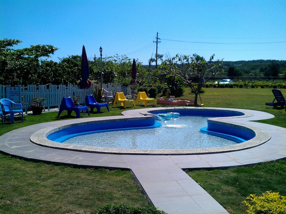Bohemian Holiday Inn