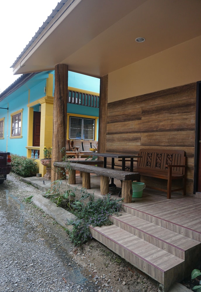 Nam Jhum Resort