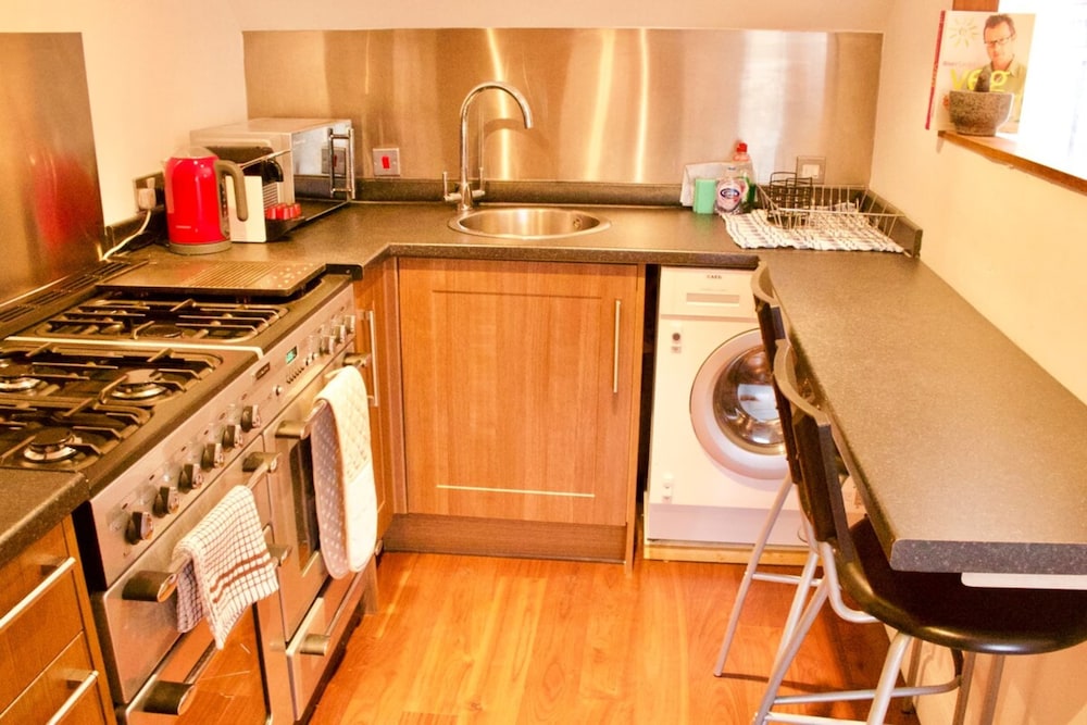 Cosy Studio Apartment in Edinburgh