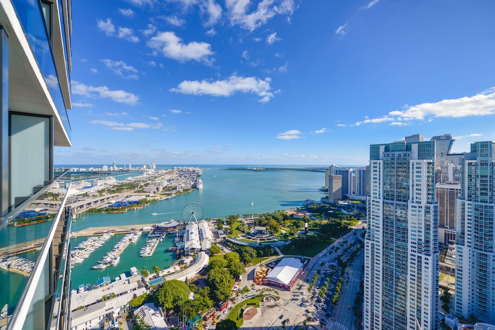 Exclusive Studio Next to the Bayside