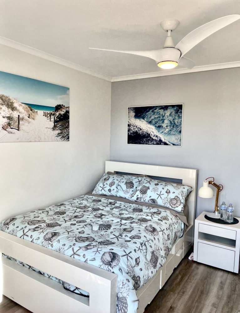 Killy Views Stunning Waterfront Pet Friendly Fireplace Free EV Charger 7 kW