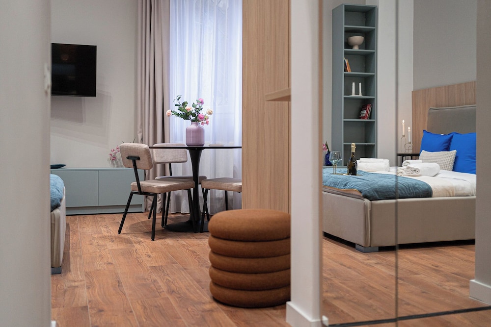 Trendy & Private City Studios Near Cismigiu & Calea Victoriei