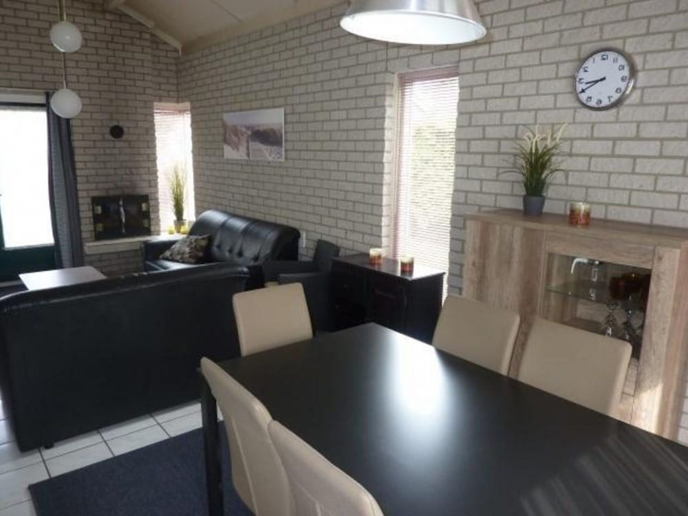 Holiday Home in Schoneveld With Garden view 5