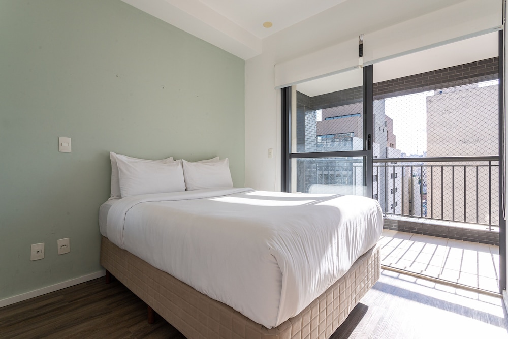 Setin Downtown Genebra by Viva - Apartamentos completos na Bela Vista com piscina