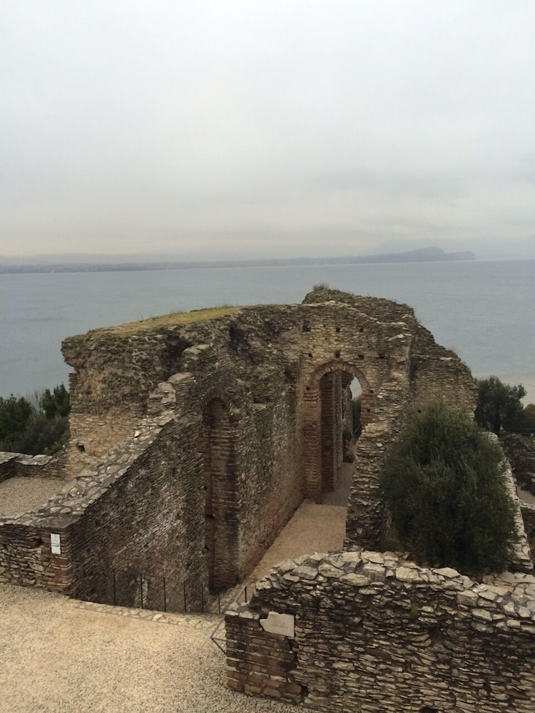 Photo 38