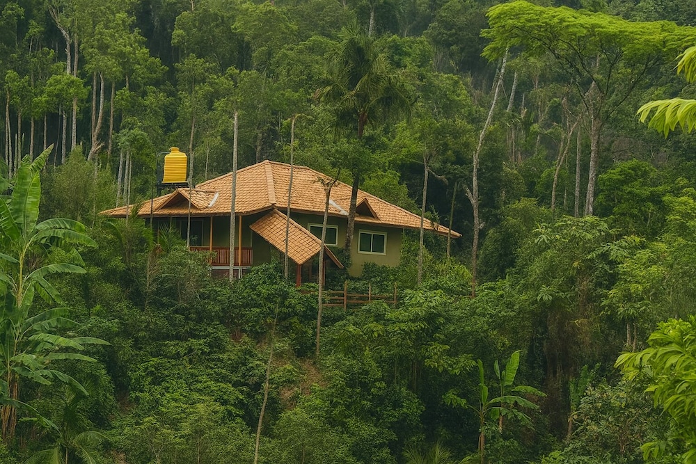 Hidden Valley Riverside Homestay