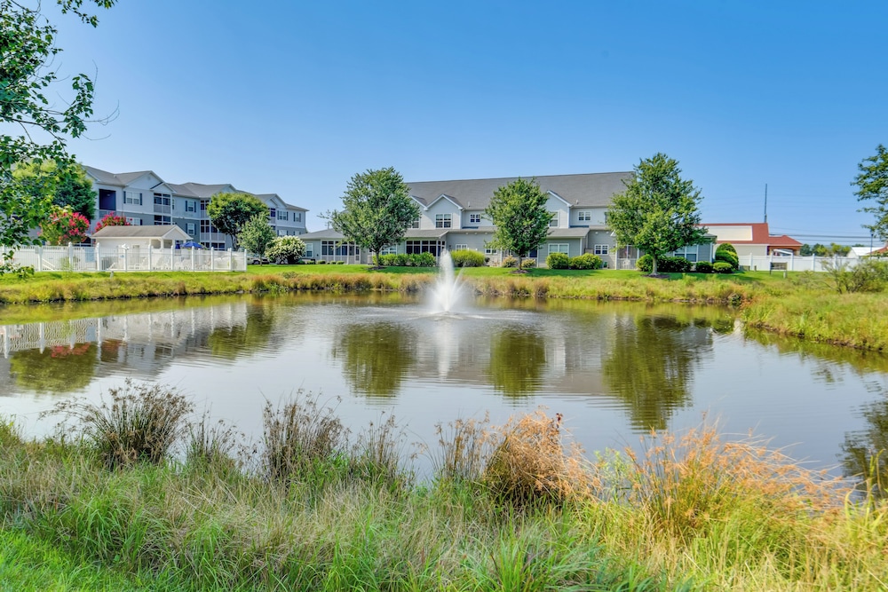 4 Mi to Beach: Lewes Townhome w/ Ping-pong Table view 3