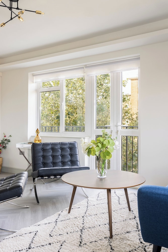 Lux Regents Park 2 bed 2 Bath Penthouse With AC