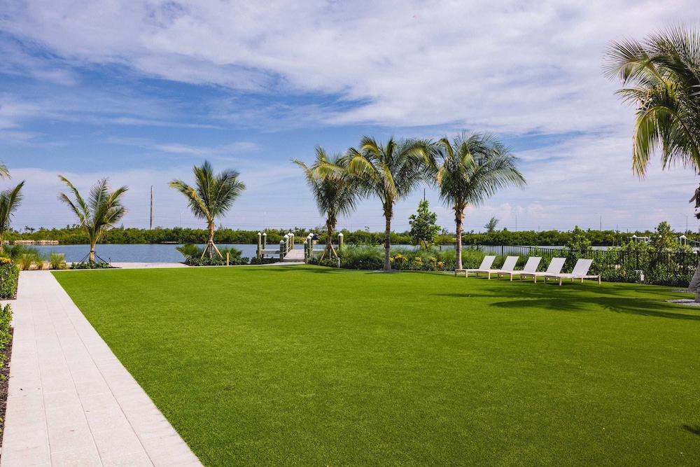 The Joyrise House at Solaire Lunara Bay